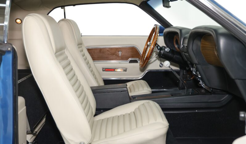 
								1970 Ford Mustang Mach I full									