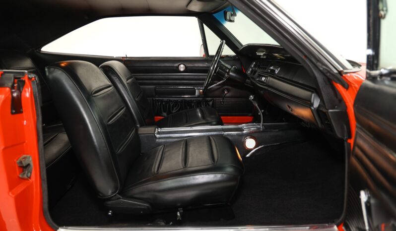 
								1968 Dodge Charger full									