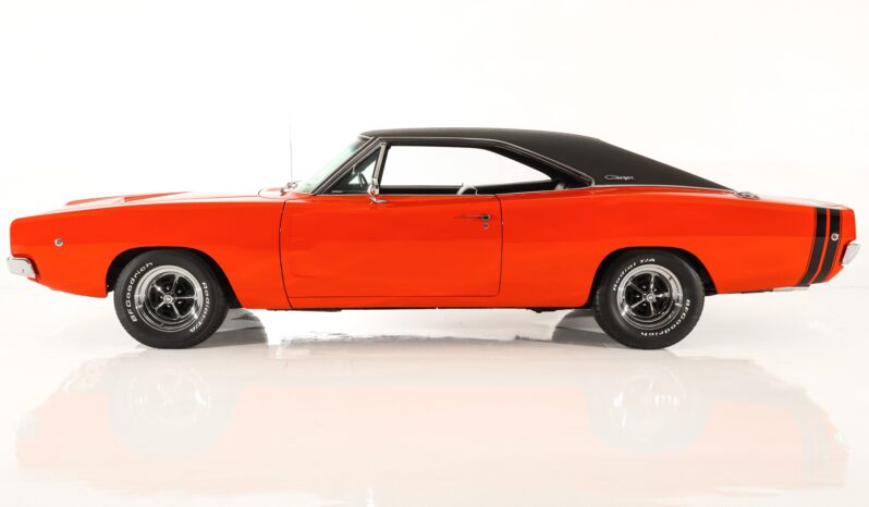 
								1968 Dodge Charger full									