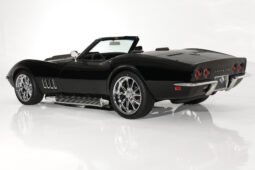 
										1968 Chevrolet Corvette full									