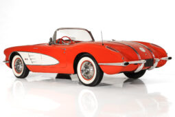 
										1958 Chevrolet Corvette Fuelie full									