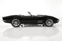 
										1968 Chevrolet Corvette full									