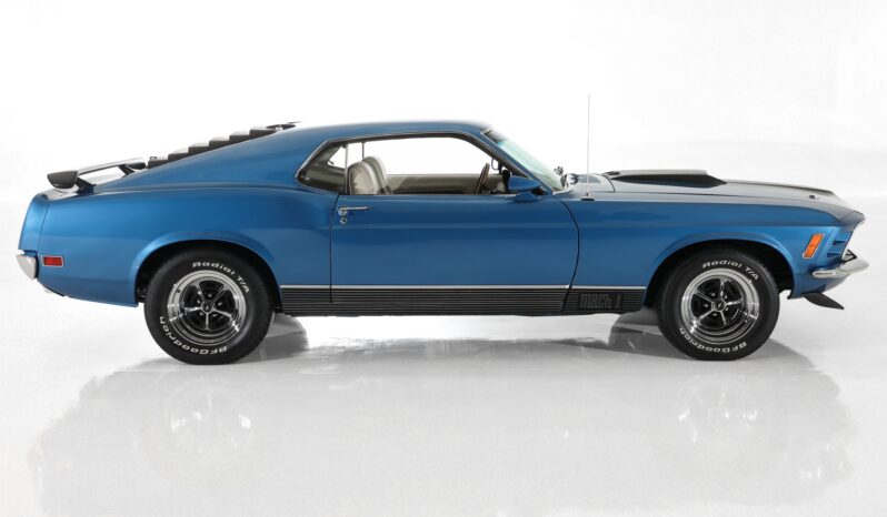 
								1970 Ford Mustang Mach I full									