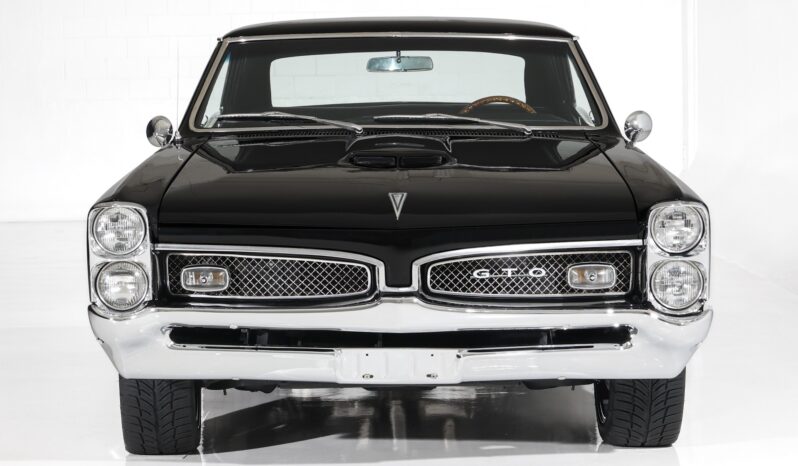 
								1967 Pontiac GTO full									